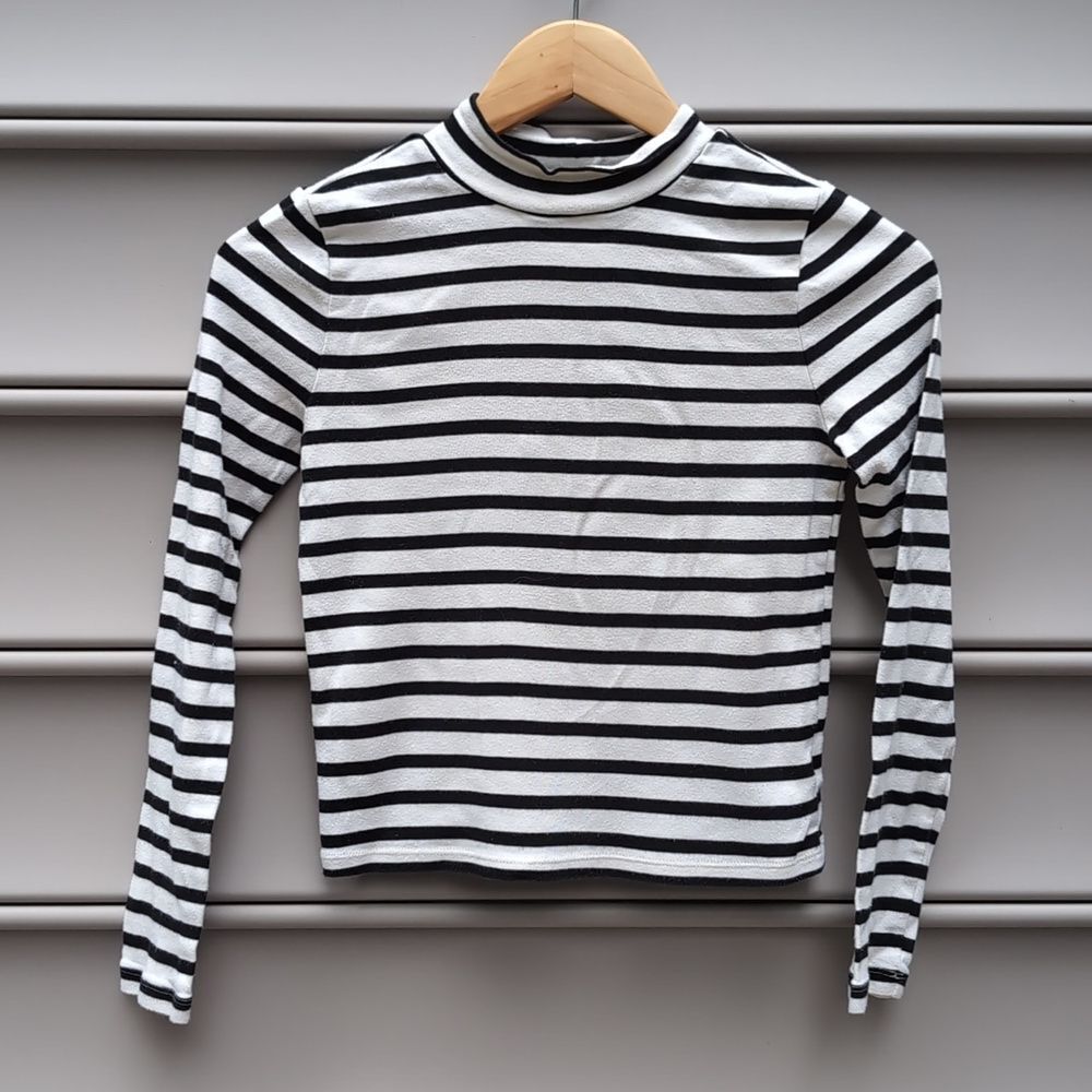 GAP Striped Long Sleeve Mock Neck Cotton Tee Y2K